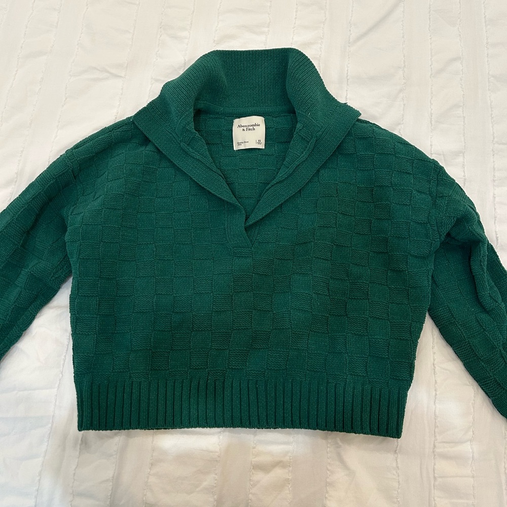Abercrombie green sweater size XS